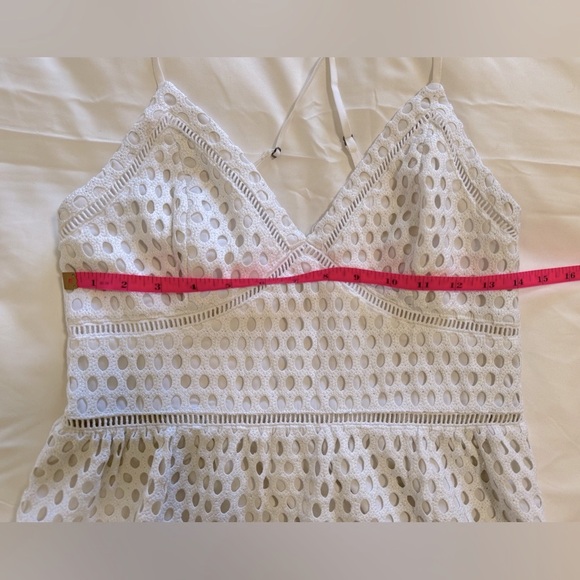 Abercrombie & Fitch••White Crochet Dress•• Medium - Picture 6 of 9